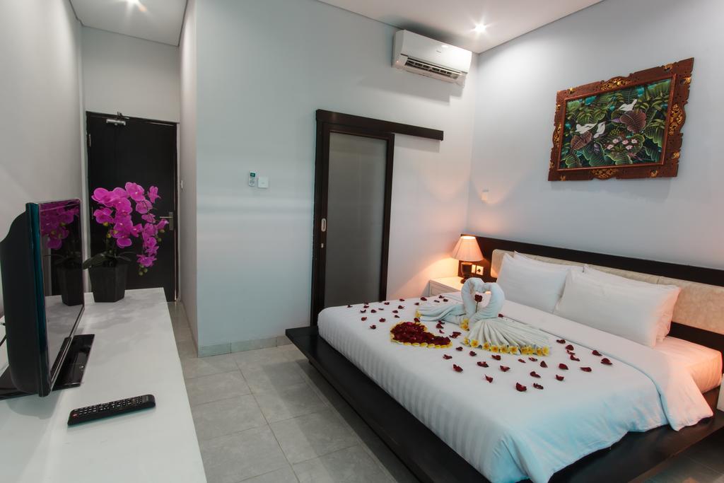 Rabasta Mahayana Kuta Hotel Bali Екстер'єр фото